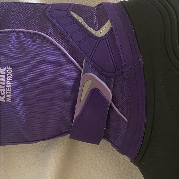 Kamik Waterproof Boots, Size 1 - Picture 5 of 12